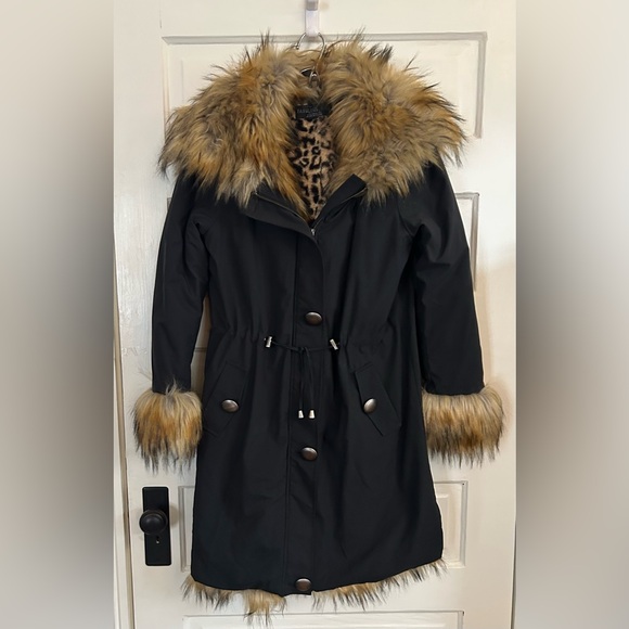 NWOT Fabulous Furs Black Jacket with Brown Faux Fur Trim - Picture 3 of 9